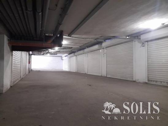 Da li se isplati kupiti stan bez garaže u Novom Sadu